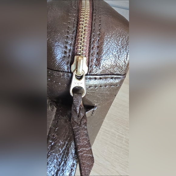 Authentic LOUIS VUITTON Monogram Sac Bandouliere 35 Shoulder Bag - Picture 6 of 11